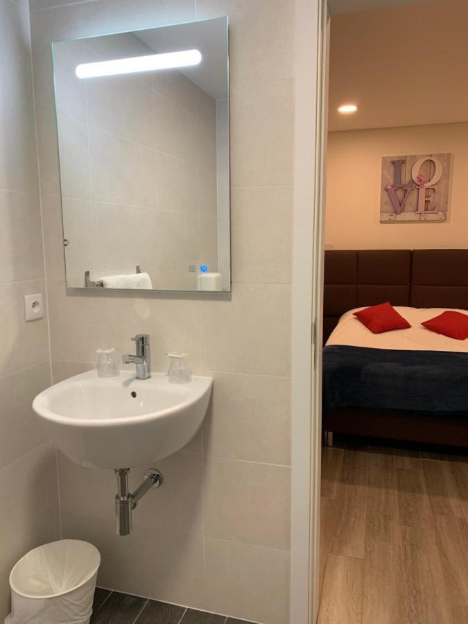 Hotel M&R Ifs ภายนอก รูปภาพ